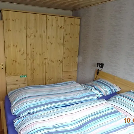 아파트 Ferien Im Sauerland 2 *